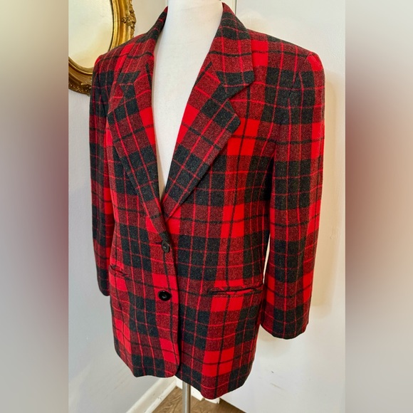 Vintage Red & Black Plaid wool blazer Size M oversized Academia Fall Boxy - Picture 13 of 15